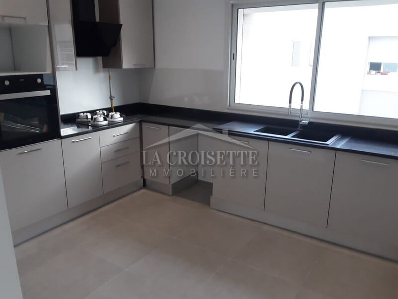 Appartement S+3 à La Soukra